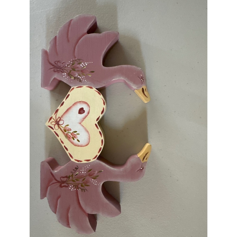 Vintage Style Mauve Wooden Geese Heart Shelf Sitter Hand Painted Folk Art 8.5"